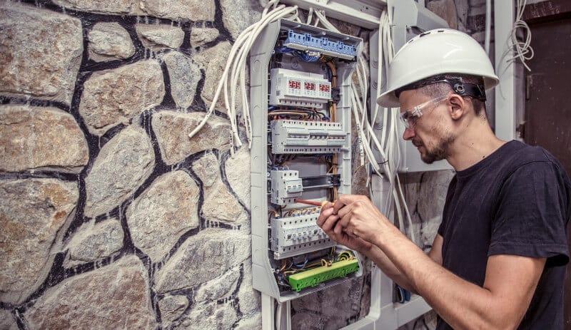 When To Call A Professional Electrician For Repairs